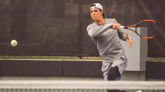 Leonardo Telles Baylor warmup 033119