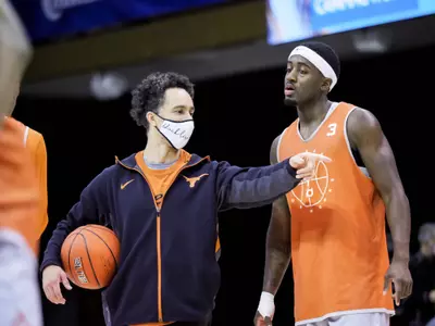 Shaka Smart with Courtney Ramey - Asheville practice Nov 29