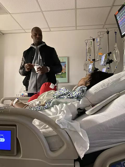 Asjia O'Neal Hospital - Seven