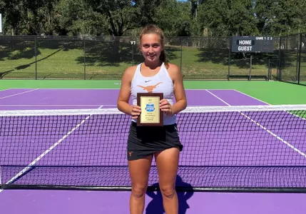 Kylie Collins - ITA Texas Regional singles champion