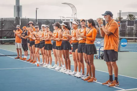 Texas Longhorns lineup on court