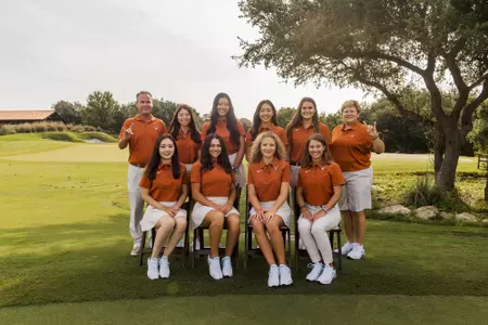 2021-22 Texas Women's Golf team photo