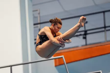 Hailey Hernandez - UT DIving Invitational 2022