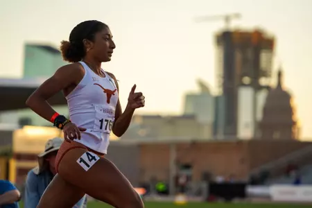 Alyssa Duhart - Texas Relays