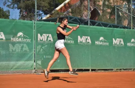 Nicole Khirin image for signing