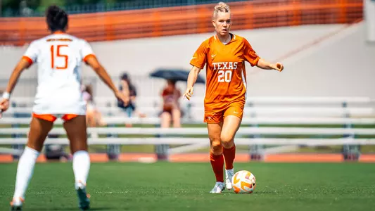 Charlotte Bluemel vs. UTRGV