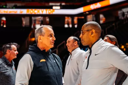 Rick Barnes and Rodney Terry