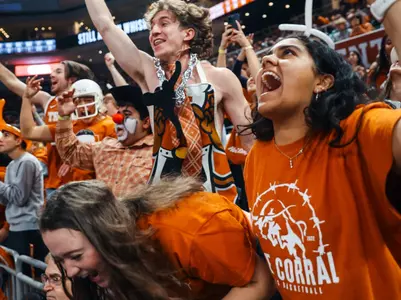 Corral fans - men's basketball