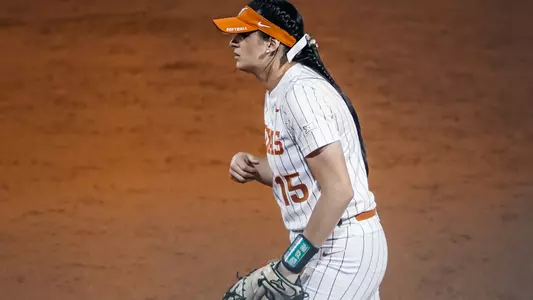 Courtney Day vs. Lamar