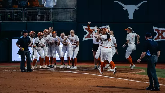 Courtney Day vs. Lamar