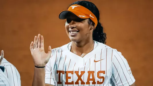 Viviana Martinez vs. Lamar