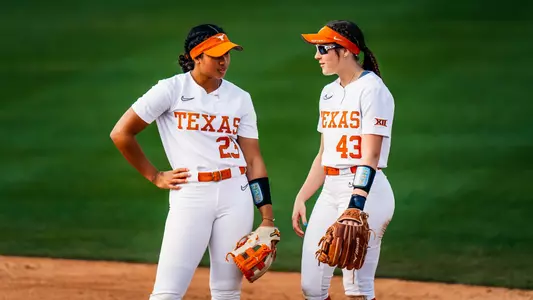 Viviana Martinez and Leighann Goode vs. Texas Southern