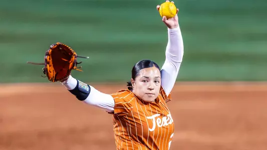 Estelle Czech vs. Alabama