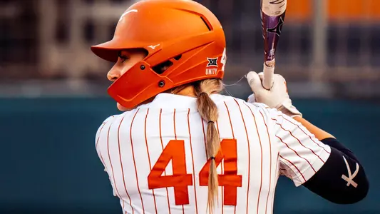 Katie Cimusz vs. SFA