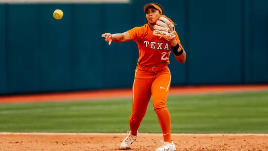 Viviana Martinez vs. Texas A&M