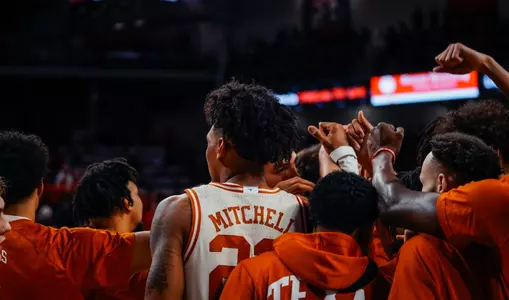 team pre-game huddle at Cincinnati