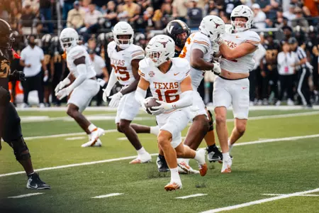 Michael Taaffe intercepts Vanderbilt QB Diego Pavea (2024)