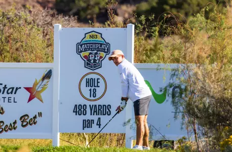 Christiaan Maas tee shot