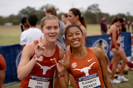 Eva JEss Elizabeth Pickett NCAA SOuth REgionals