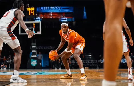 Arthur Kaluma action