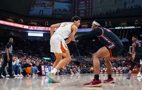 Kadin Shedrick action