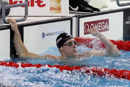 BUDAPEST, HUNGARY - DECEMBER 15: Luke Hobson of Team United States celebrates agter winning the gold medal and breaking the world record in Men´s 200m Freestyle Final during day six of the World Aquatics Swimming Championships (25m) 2024 at Duna Arena on December 15, 2024 in Budapest, Hungary. (Photo by David Balogh/Getty Images)