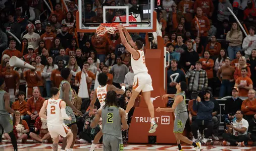 Kadin Shedrick dunk vs Baylor