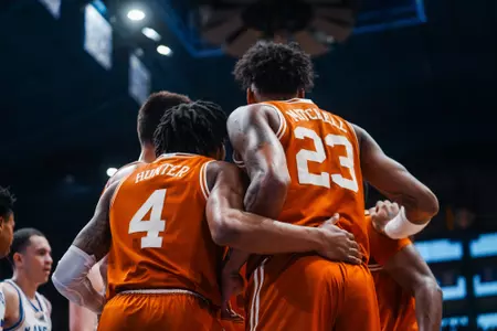 player huddle in-game