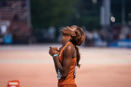 Dejanea Oakley