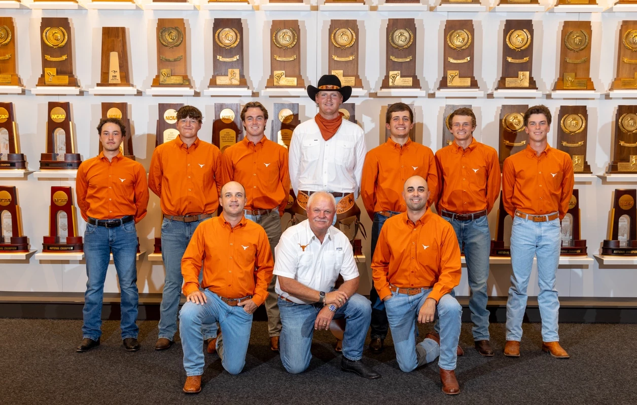2024-25 Texas Men's Golf team photo