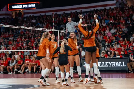 ATHEN, Ga. - No. 2 Texas volleyball vs. Georgia (Photo by Ashleigh Young)