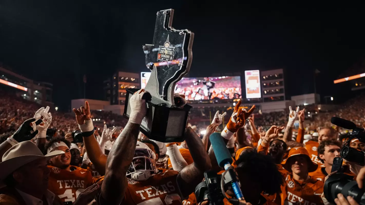 Lone Star Showdown trophy 2025