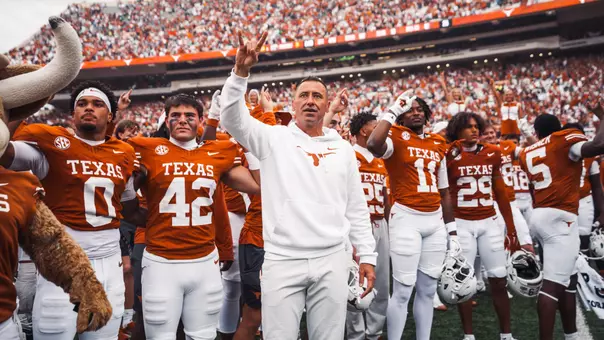 Sark and team post Vanderbilt on Nov. 1