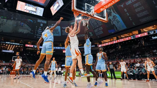 Matas layup vs Southern