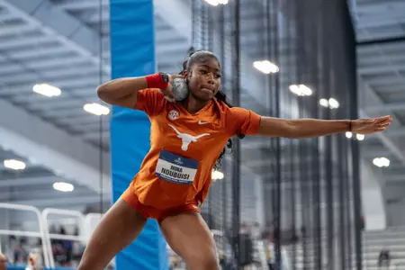 VIRGINIA BEACH, VA.: The University of Texas Longhorns Track & Field Team at the NCAA Indoor Championships during the 2025 indoor season.(Photo by Ashleigh Young/University of Texas Athletics)