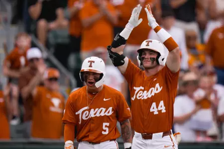 Max-Belyeu-Home-Run-Celebration