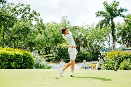 Luke Potter tee shot