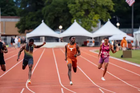 Xavier Butler 200m Longhorn Invitational winner