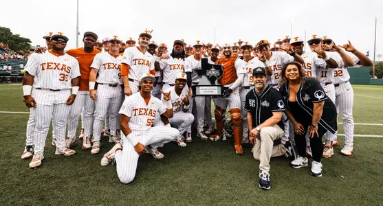 Baseball-Cotton-Holdings-Lone-Star-Showdown-Trophy