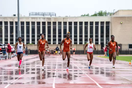 HOUSTON, Texas: The No. 5/2 University of Texas Longhorns Track & Field Team at the Tom Tellez Invite
(Photo by Ashleigh Young/University of Texas Athletics)
