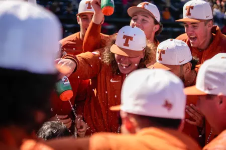 Walk-Off-Celebration