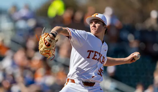 Dylan-Volantis-Pitching