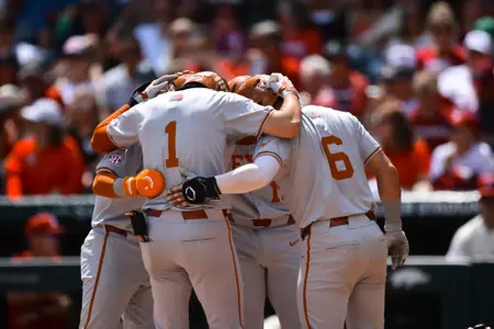 Jalin-Flores-Home-Run-Celebration