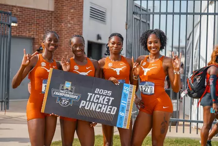 Women's 4x1 advance to NCAAs
