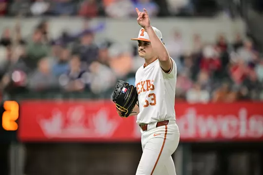 Luke Harrison Hook 'em