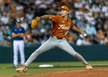 Dylan-Volantis-Pitching-Regional