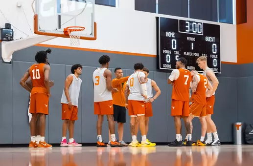 Sean Miller with team at practice