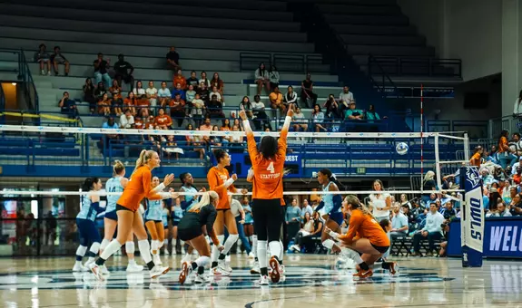 VB Celebrating at Ricw