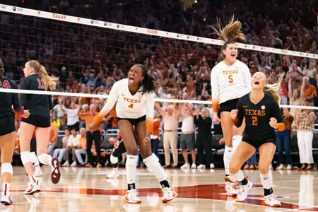 VB | Torrey Stafford, Emma Halter, Ayden Ames vs. Stanford at Moody