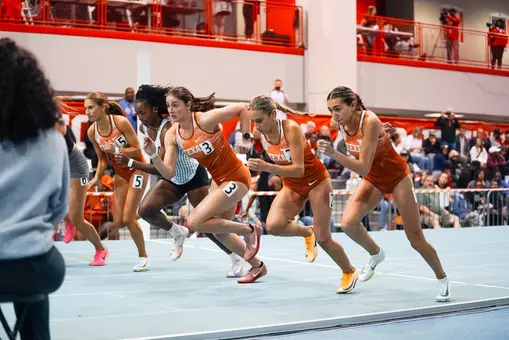 Women's 800m at Leonard Hilton Memorial